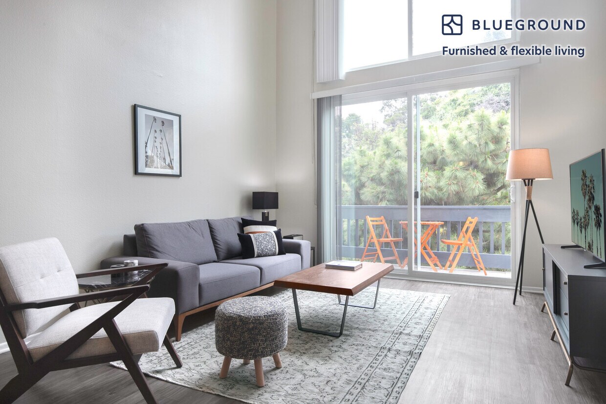 17250 Sunset Blvd Unit FL3ID113, Los Angeles, CA 90272 Apartment for