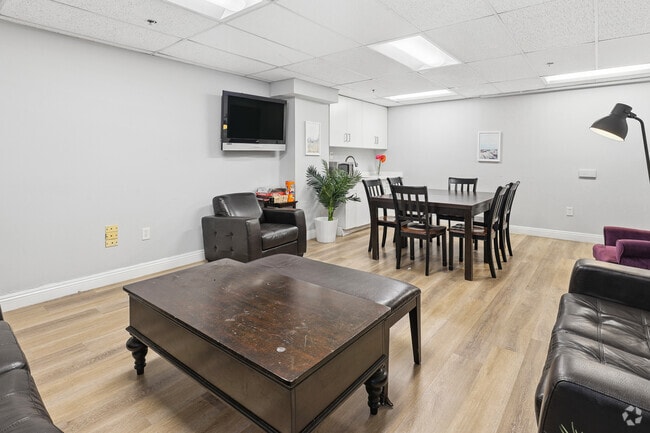 Activity Room - Commodore Regency Apartments
