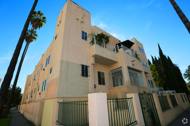 Building Photo - 6100 Afton Pl