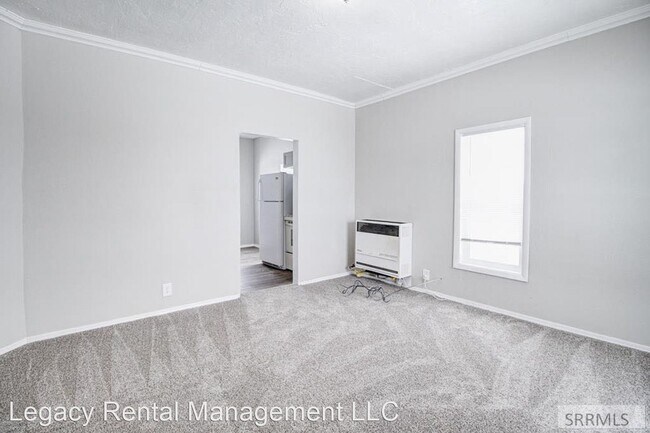 Building Photo - 2 br, 1 bath House - 535 S. Bridge Street