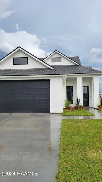 Foto principal - 100 Misty Wind Drive