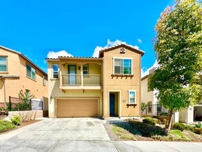 Building Photo - 1576 Wildgrove Way