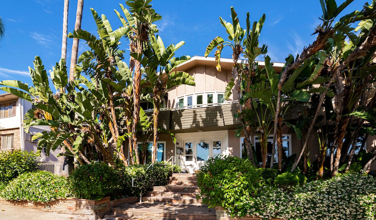 Foto principal - 1330 N Crescent Heights Blvd
