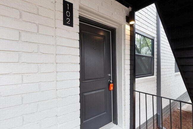 Foto del edificio - 396 Linden Ave NE