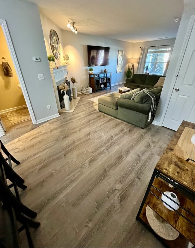 Photo - 580 Flintlock Ct House