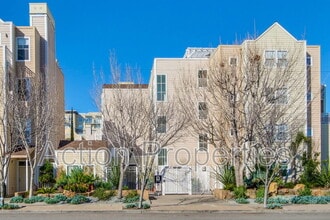 Building Photo - 550 Ortega Ave