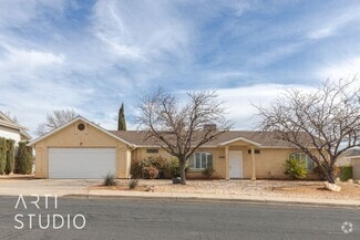 Building Photo - 1686 Tamarisk Dr