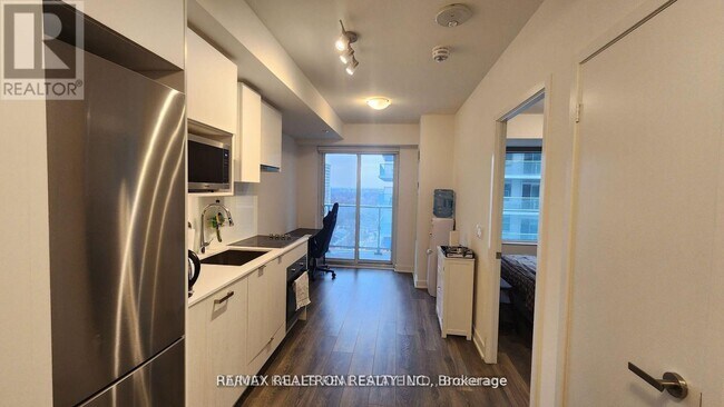 Photo du bâtiment - 195 Redpath Ave