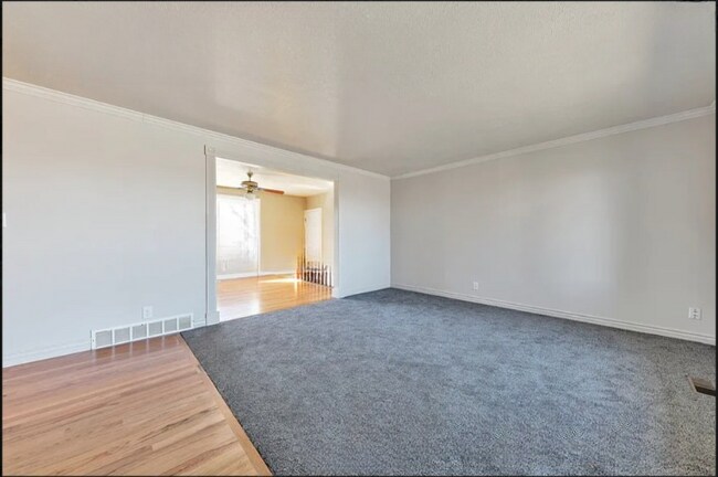 Foto del edificio - 7007 Copperhill Dr
