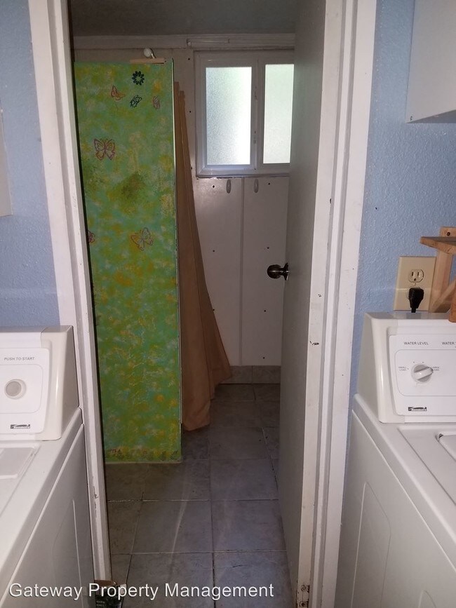 Foto del edificio - 2 br, 1 bath House - 211 NORTH UNION DRIVE