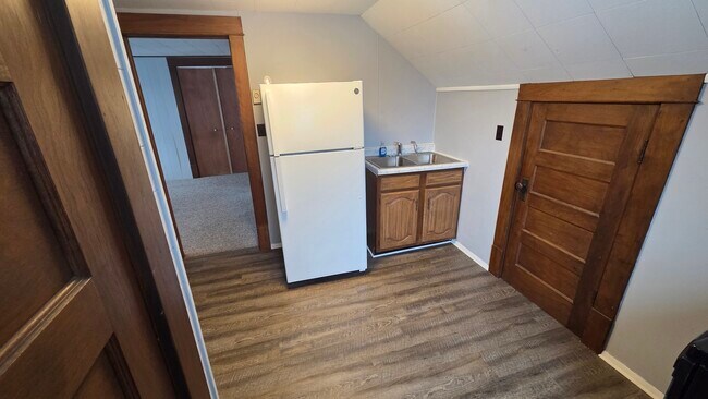 Foto del edificio - 919 Harney Ave