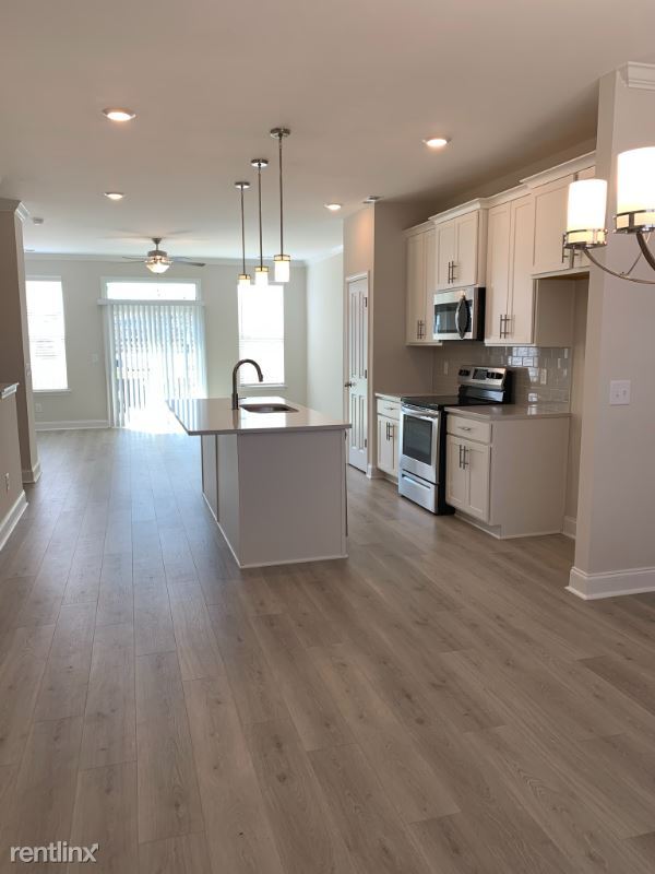Building Photo - 2 br, 2.5 bath Townhome - 839 Westcott Ln