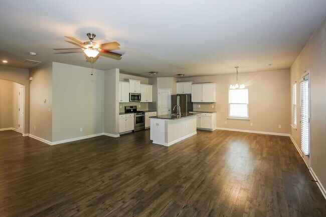 Foto del edificio - 6511 Rumple Rd