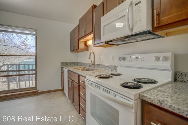 Foto del edificio - 6206-6206 Eastgate Rd