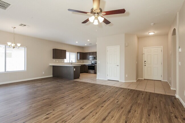 Foto del edificio - 15214 N 138th Ln