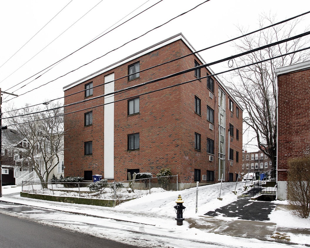 Building Photo - 47 Gardner St