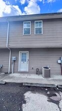 Building Photo - 11 Tall Grass Ln