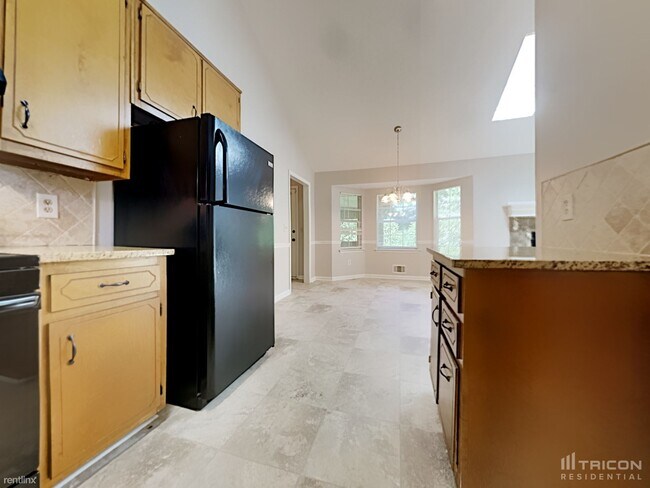 Building Photo - 160 Branchwood Dr