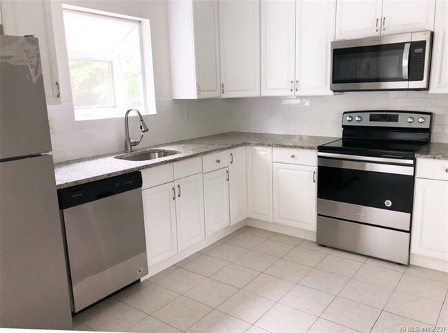 Foto del edificio - 66 Bowline St