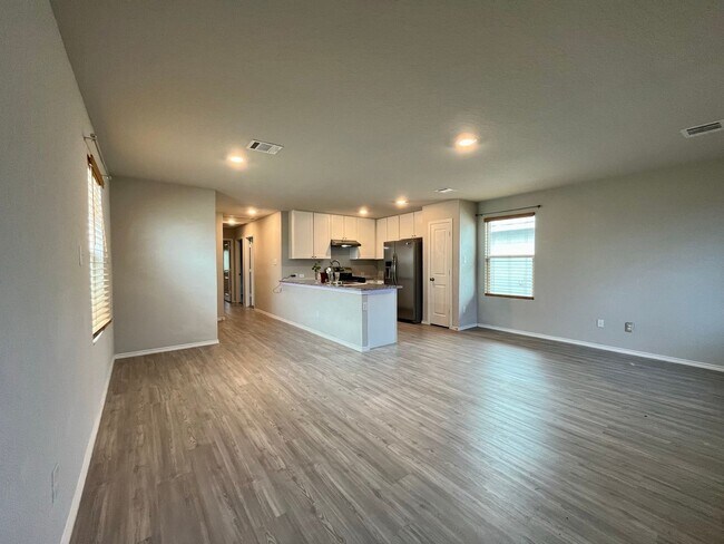 Foto del edificio - 3 Bedroom/2Bathroom Southton Meadows