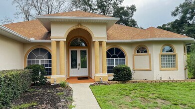 Building Photo - 8941 SW 191st Cir