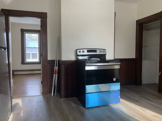 Kitchen - 201 Roxbury St