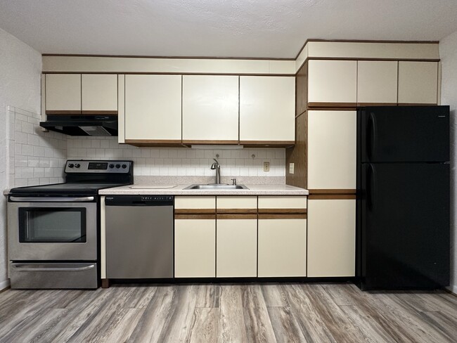 Foto del edificio - 288 Swanson Rd
