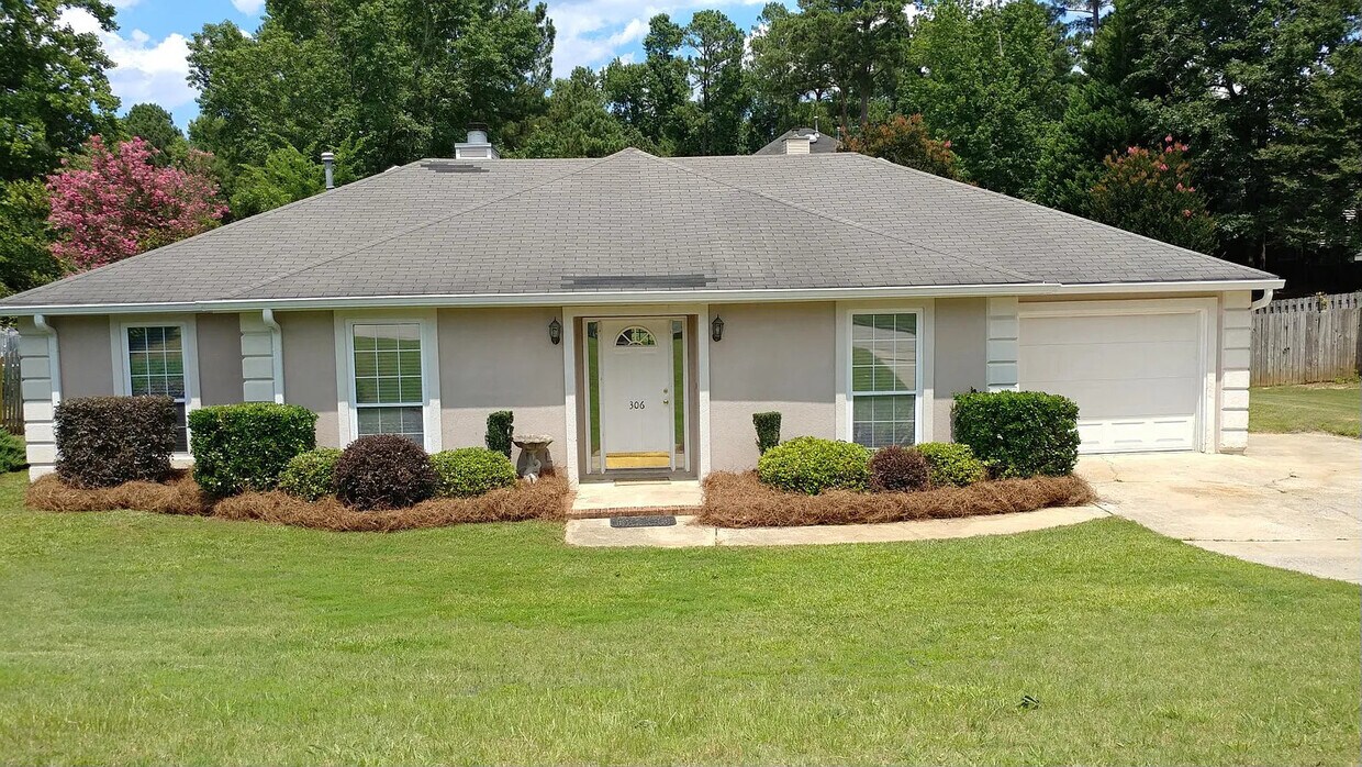 Foto principal - 306 Timberidge Dr