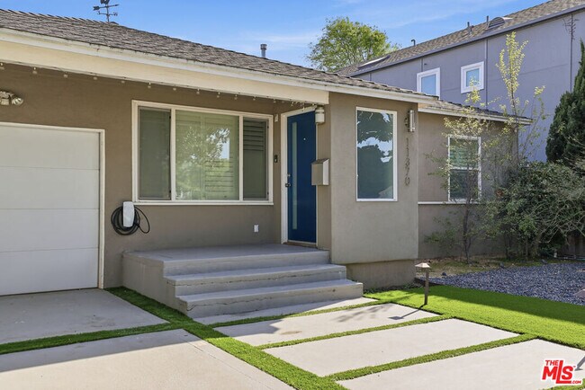 Foto del edificio - 11370 Matteson Ave