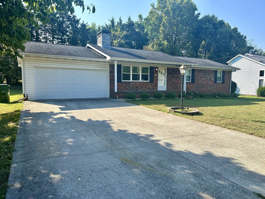 Primary Photo - 1760 Scenic Dr