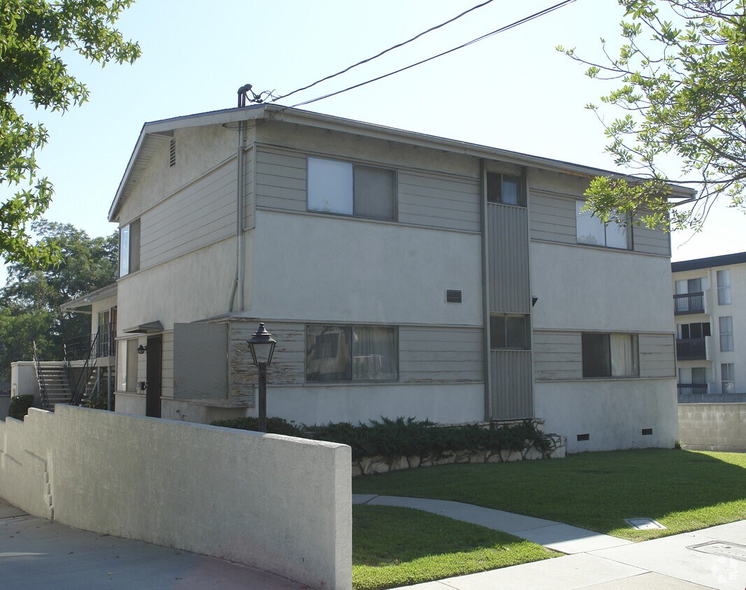 Foto del edificio - 424 N Chapel Ave