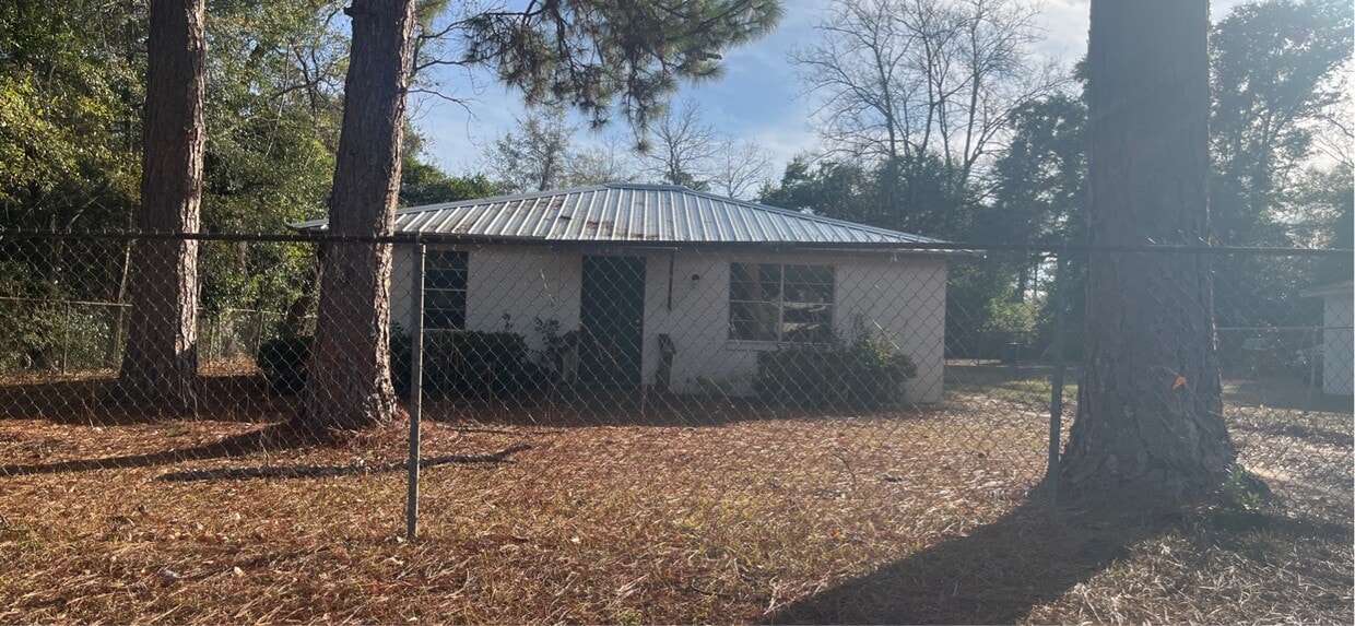 Primary Photo - 1410 E 2nd Ave