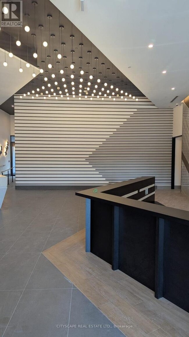 Building Photo - 1037 The Queensway