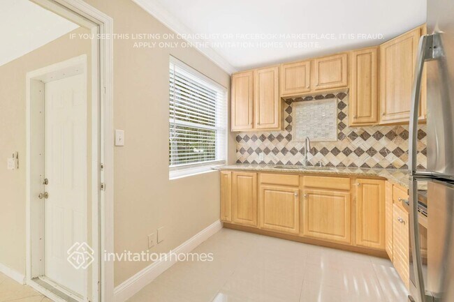 Building Photo - 2552 Emily Ln