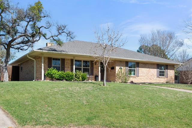 Foto del edificio - 1415 Moss Rose Cir