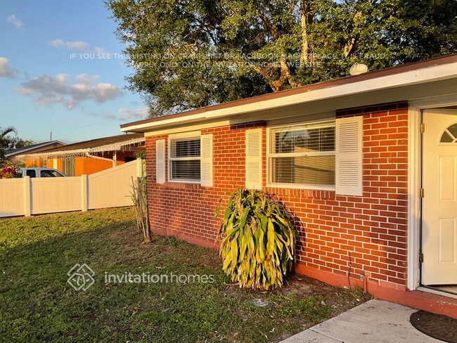 Building Photo - 4509 Dreisler St