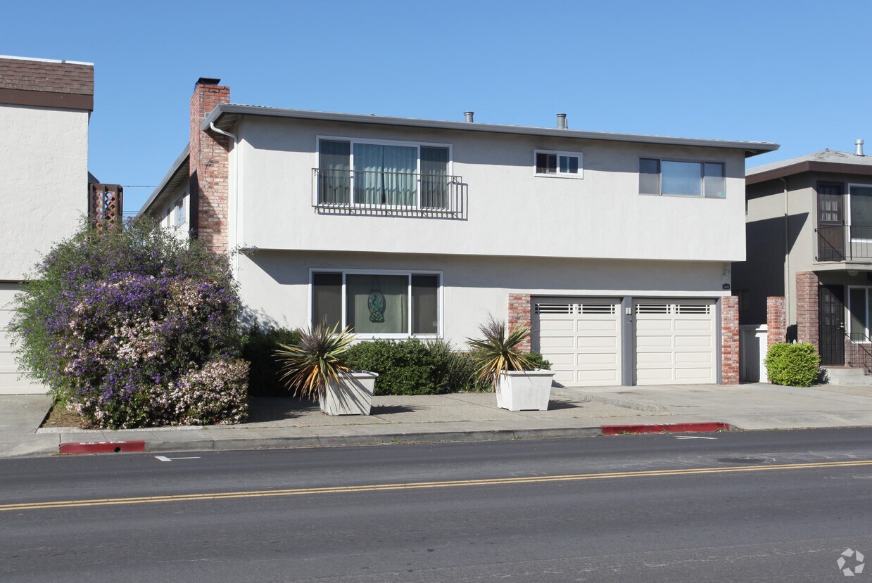 Foto principal - 1424 Laurel St