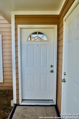 Foto del edificio - 7322 Oak Manor Dr