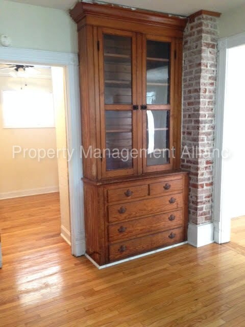 Building Photo - Tipp Hill Flat with Central Air