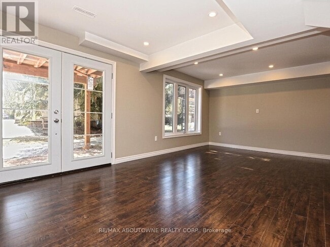 Building Photo - 22 Ryan St