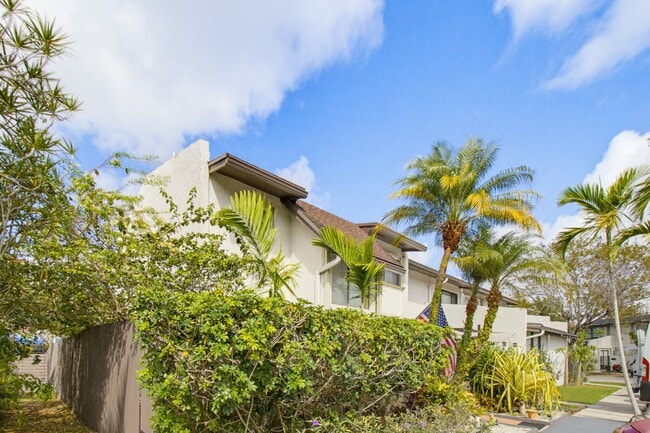 Building Photo - 6512 SW 112th Pl