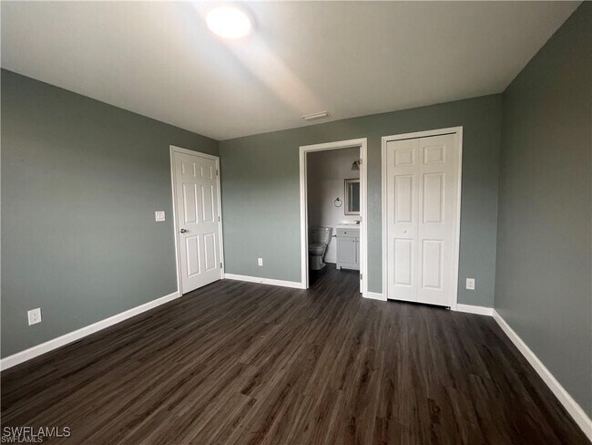 Foto del edificio - 4804 24th St SW
