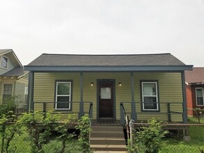 Building Photo - 3216 Avenue R