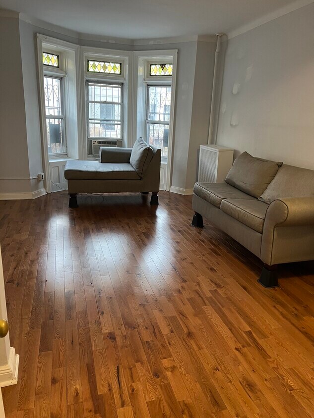 Foto principal - 1620 Union St