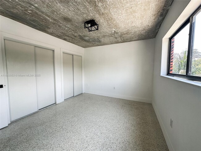 Building Photo - 190 NW 69th St