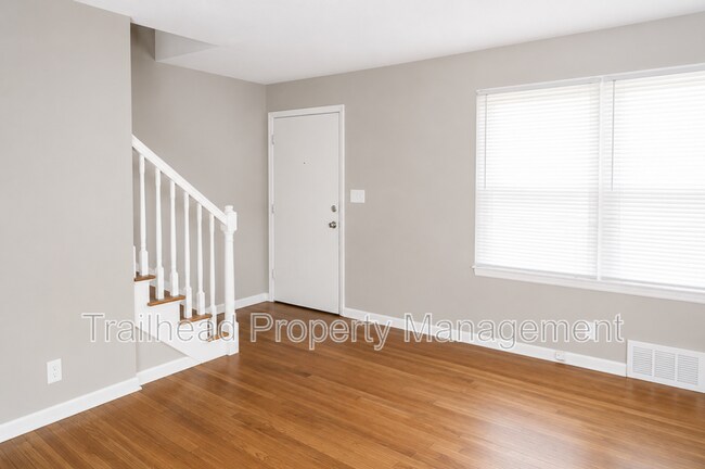 Foto del edificio - 1223 N Cottage Ave