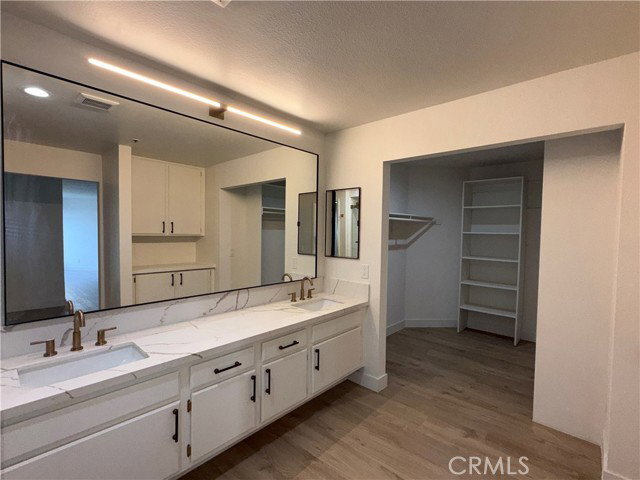 Foto del edificio - 260 Cagney Ln