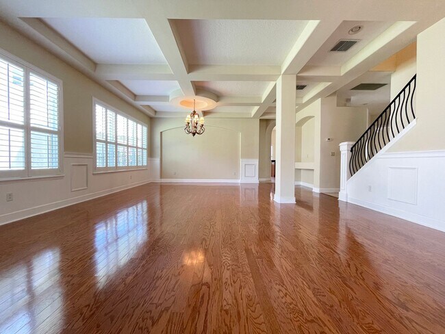 Foto del edificio - Luxury 5-Bedroom Home in Gated Whitney Isles at Belmere! - Fenced Yard!!