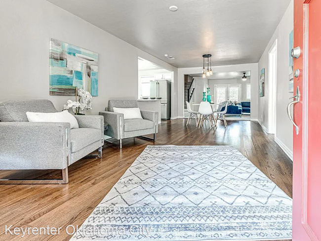 Foto del edificio - 3 br, 2 bath House - 617 NW 47th St