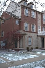 Building Photo - 44725 Ellery Ln